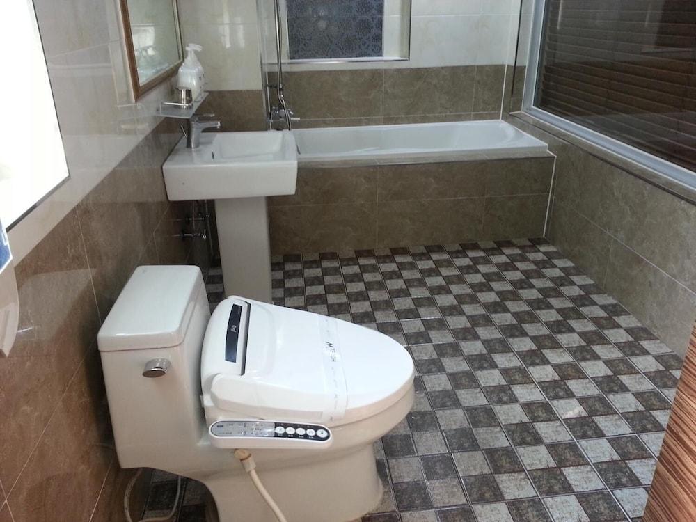 Hotel W ShinЧеджудо Экстерьер фото